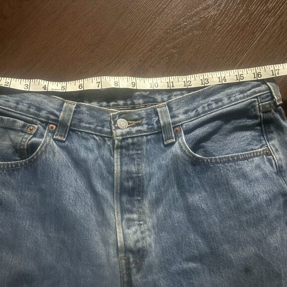 Levi’s 501, Early 2000s Jeans - Picture 12 of 12